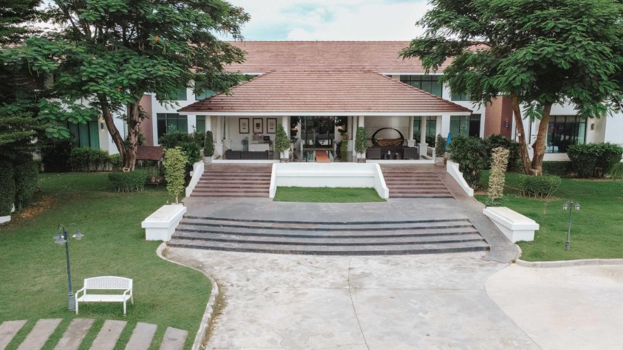 The Desiign Hotel - Sha Si Maha Phot Esterno foto